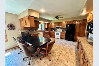 19118 Aspen Avenue, Tracy, MN 56175 - Photo 8