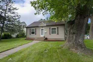 525 15th St SW, Willmar, MN 56201 - Photo 1