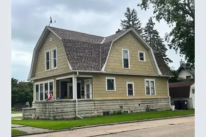 711 1st Drive NW, Austin, MN 55912 - Photo 1