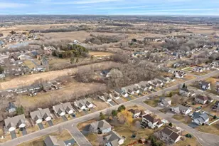 1103 Seurer St, Elko New Market, MN 55054 - Photo 2