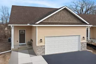 1103 Seurer St, Elko New Market, MN 55054 - Photo 2