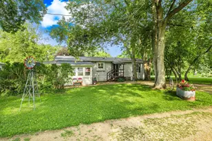 304 1st Ave N, Brownton, MN 55312 - Photo 2