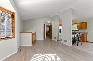 305 14th Ave NE, Buffalo, MN 55313 - Photo 6