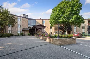 2680 Oxford St N, Roseville, MN 55113 - Photo 1