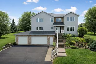 2405 18th Ave SE, Saint Cloud, MN 56304 - Photo 1