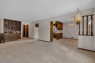 726 Hassan St SE, Hutchinson, MN 55350 - Photo 14