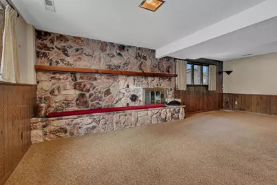 726 Hassan Street SE, Hutchinson, MN 55350 - Photo 26