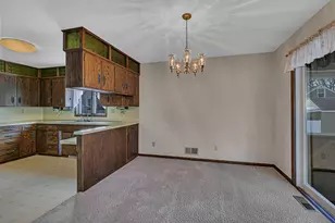 726 Hassan St SE, Hutchinson, MN 55350 - Photo 12