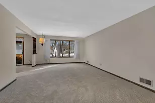 726 Hassan St SE, Hutchinson, MN 55350 - Photo 16
