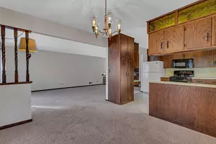 726 Hassan St SE, Hutchinson, MN 55350 - Photo 10