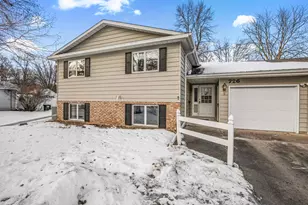 726 Hassan St SE, Hutchinson, MN 55350 - Photo 28