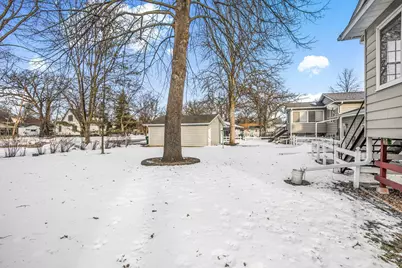 726 Hassan Street SE, Hutchinson, MN 55350 - Photo 32