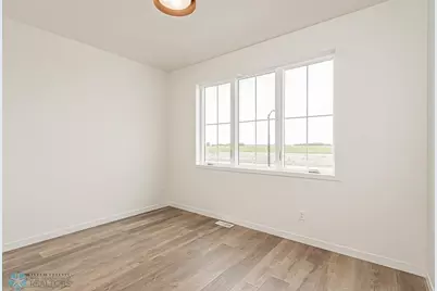 3187 66th Avenue S, Fargo, ND 58104 - Photo 8