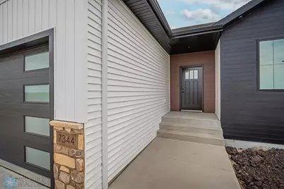 3187 66th Avenue S, Fargo, ND 58104 - Photo 6