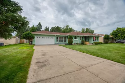 333 S 2nd Street E, Aurora, MN 55705 - Photo 1
