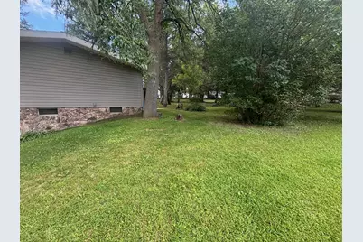 1000 16th Street NE, Willmar, MN 56201 - Photo 6