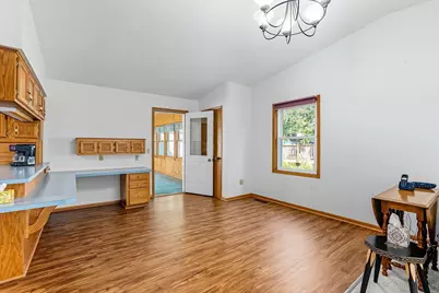 1050 Carlton Avenue, Faribault, MN 55021 - Photo 10