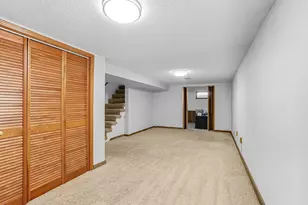 1050 Carlton Ave, Faribault, MN 55021 - Photo 22