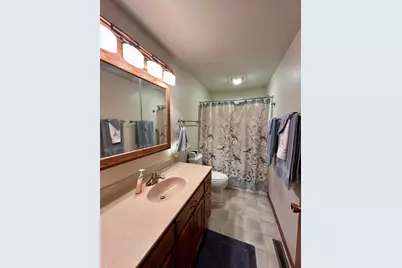 1115 Elmhurst Avenue, Luverne, MN 56156 - Photo 12