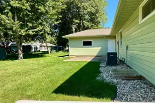 1115 Elmhurst Ave, Luverne, MN 56156 - Photo 6