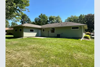 1115 Elmhurst Avenue, Luverne, MN 56156 - Photo 4