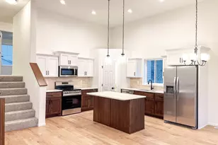 2832 74th Avenue S, Fargo, ND 58104 - Photo 2