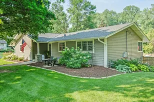 5536 Mirror Lakes Dr, Edina, MN 55436 - Photo 12
