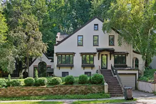 741 Kenwood Pkwy, Minneapolis, MN 55403 - Photo 1