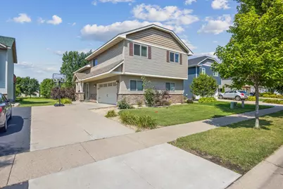 9351 Golden Pond Lane N, Monticello, MN 55362 - Photo 2