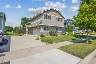 9351 Golden Pond Ln N, Monticello, MN 55362 - Photo 2