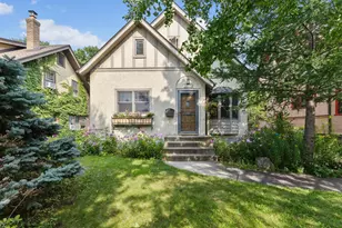 2417 Grand Ave S, Minneapolis, MN 55405 - Photo 1