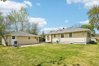5125 Howe Lane, Brooklyn Center, MN 55429 - Photo 36