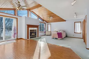 891 Garden View Dr, Apple Valley, MN 55124 - Photo 8