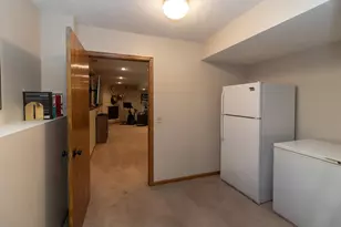 591 Autumn Oaks Ct, Eagan, MN 55123 - Photo 32