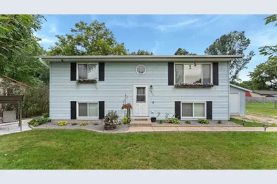 1311 15th Avenue N, Princeton, MN 55371 - Photo 1