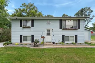 1311 15th Ave N, Princeton, MN 55371 - Photo 1