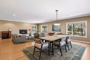 590 Montcalm Pl, Saint Paul, MN 55116 - Photo 12