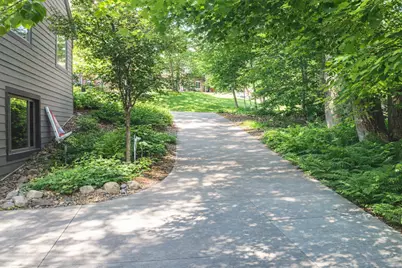 590 Montcalm Place, Saint Paul, MN 55116 - Photo 48