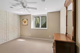 590 Montcalm Pl, Saint Paul, MN 55116 - Photo 38