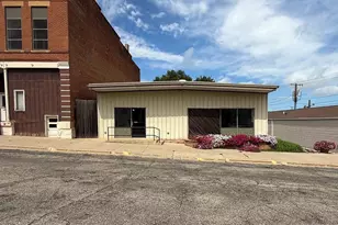 121 W Saxon St, Ivanhoe, MN 56142 - Photo 1