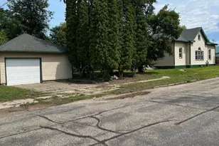 302 Cedar Ave NW, Cass Lake, MN 56633 - Photo 36