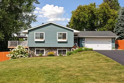 189 Sterling Street N, Maplewood, MN 55119 - Photo 1