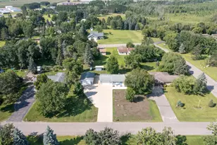 205 Prairie Ave NE, Staples, MN 56479 - Photo 8