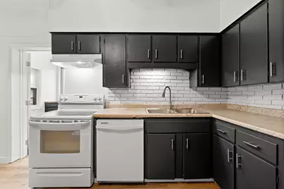 912 5th Avenue NE, Austin, MN 55912 - Photo 1