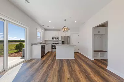 819 Viburnum Street, Belle Plaine, MN 56011 - Photo 6