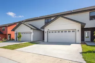 819 Viburnum St, Belle Plaine, MN 56011 - Photo 44