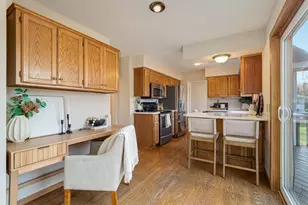 4885 Deerwood Ln N, Plymouth, MN 55442 - Photo 10