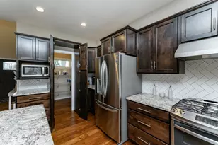 469 Manor Garden Ln NW, Rochester, MN 55901 - Photo 6