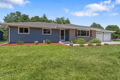 150 Outer Drive, Le Sueur, MN 56058 - Photo 1