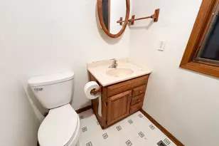 606 Morningside Dr, Worthington, MN 56187 - Photo 24